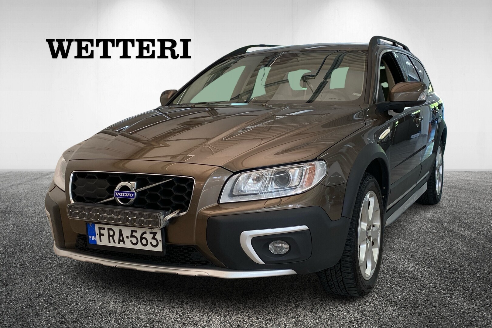 VOLVO XC70 D5 AWD Classic aut - Vetokoukku / Adaptiivinen vakkari / BLIS / Navi / Lämmitettävä ohjauspyörä