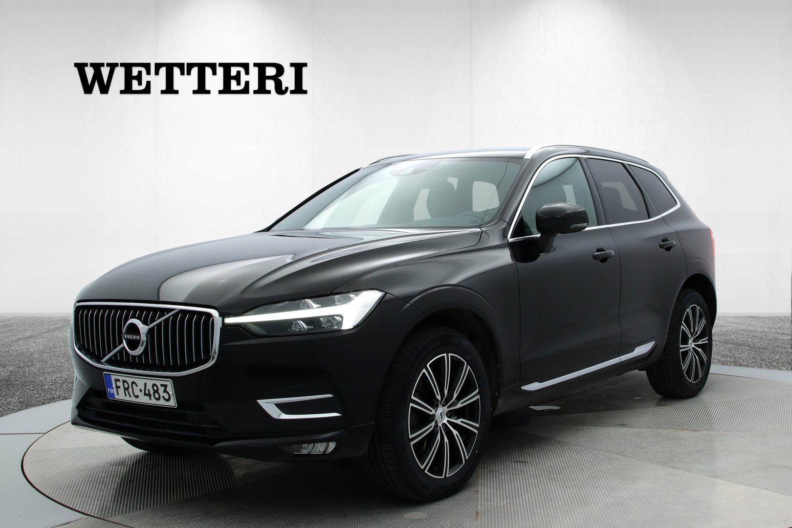VOLVO XC60 B4 AWD D-MHEV Business Inscription aut / Pilot Assist / Webasto / LED / Peruutuskamera - / Tulossa Vantaalle / Kysy lisää myyjiltämme / Suomi-Auto / ACC / Pa.Lisälämmitin / Navi / 2x renkaat vanteilla / P.Kamera /