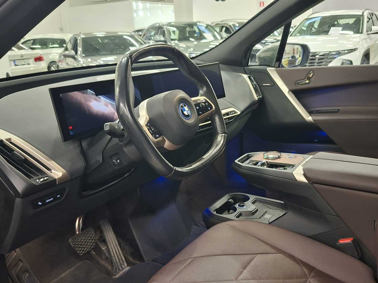 BMW iX xDrive40 Fully Charged 2023, kuva 5/6
