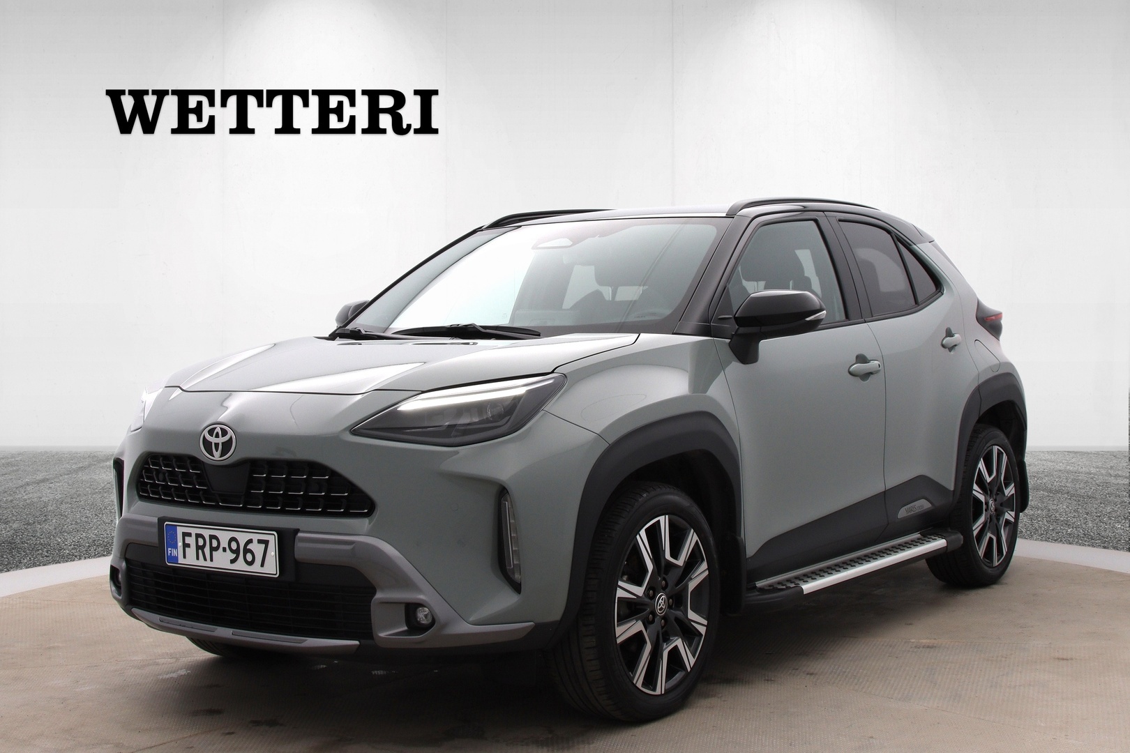 TOYOTA Yaris Cross 1.5 Hybrid 130 AWD-i Premiere Edition ** Huippu hieno neliveto cross ** - ** ACC / HUD / Navi / Panorama katto / LED **