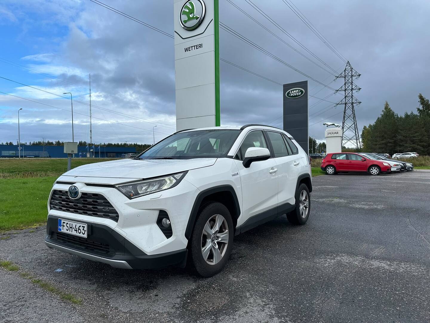 TOYOTA RAV4 2,5 Hybrid AWD-i Active - ** Kamera / ACC / Navi **