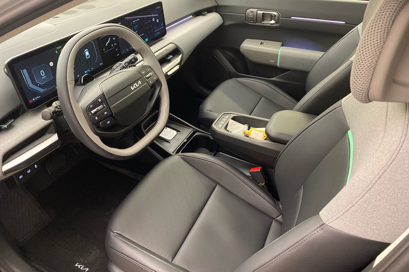 Kia EV4 Inspiration AWD 81,4kWh 265hv 5D 2027, kuva 6/19