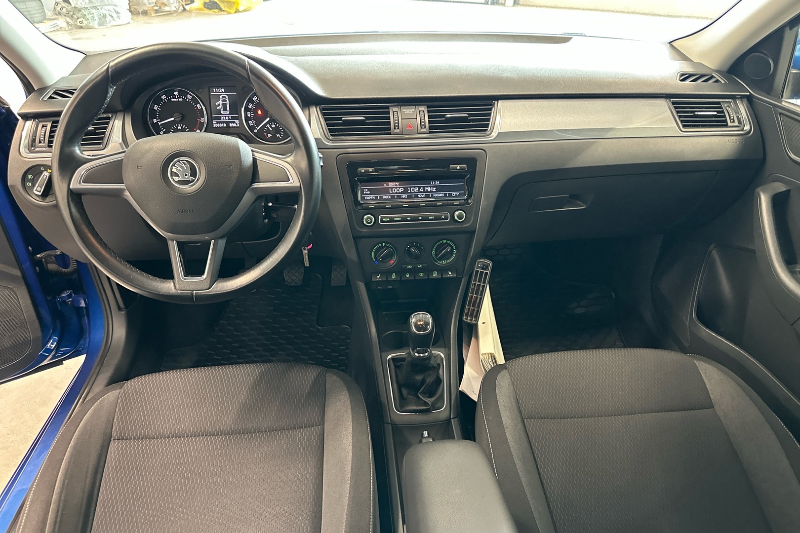 Skoda Rapid 2015, kuva 7/25