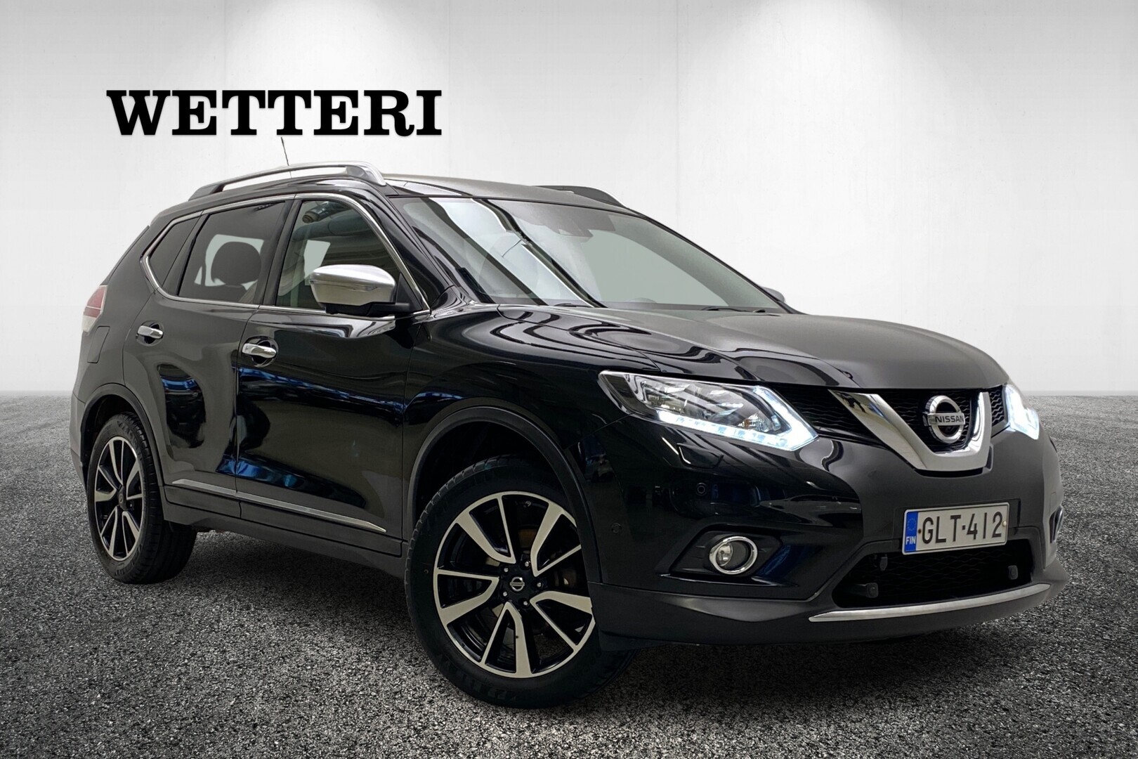 NISSAN X-Trail dCi 130 Business 360 2WD 6 MT E6 - Vetokoukku / 2 x renkaat / Huollettu 2026 / Navigointi / Around View Monitor -kamerajärjestelmä