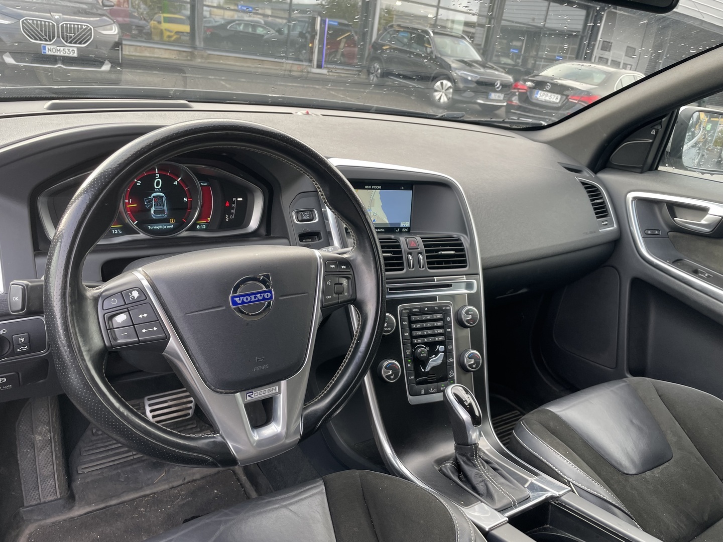 Volvo XC60 D5 AWD Business R-Design aut 2014, kuva 5/7