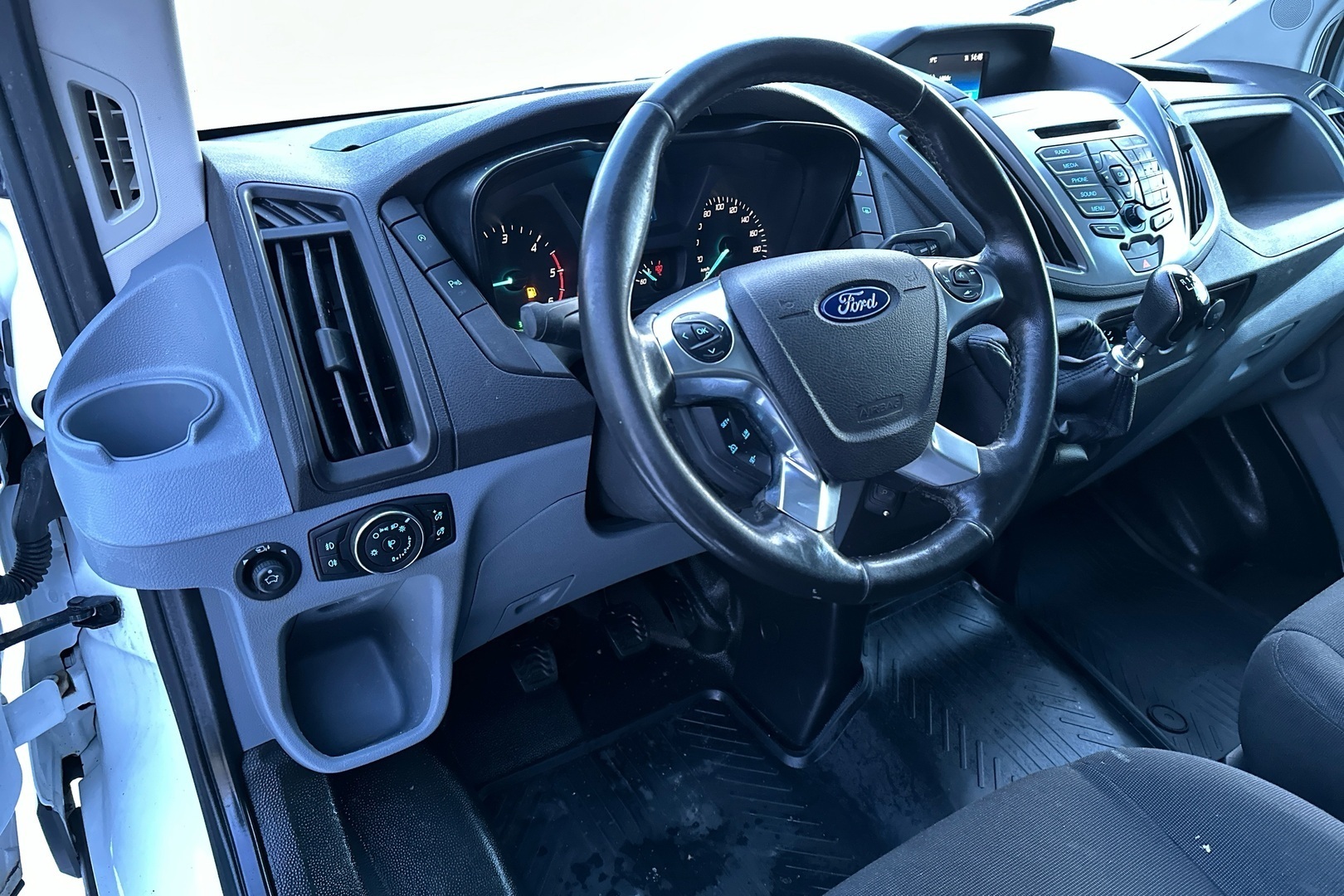 Ford Transit 2018, kuva 7/24