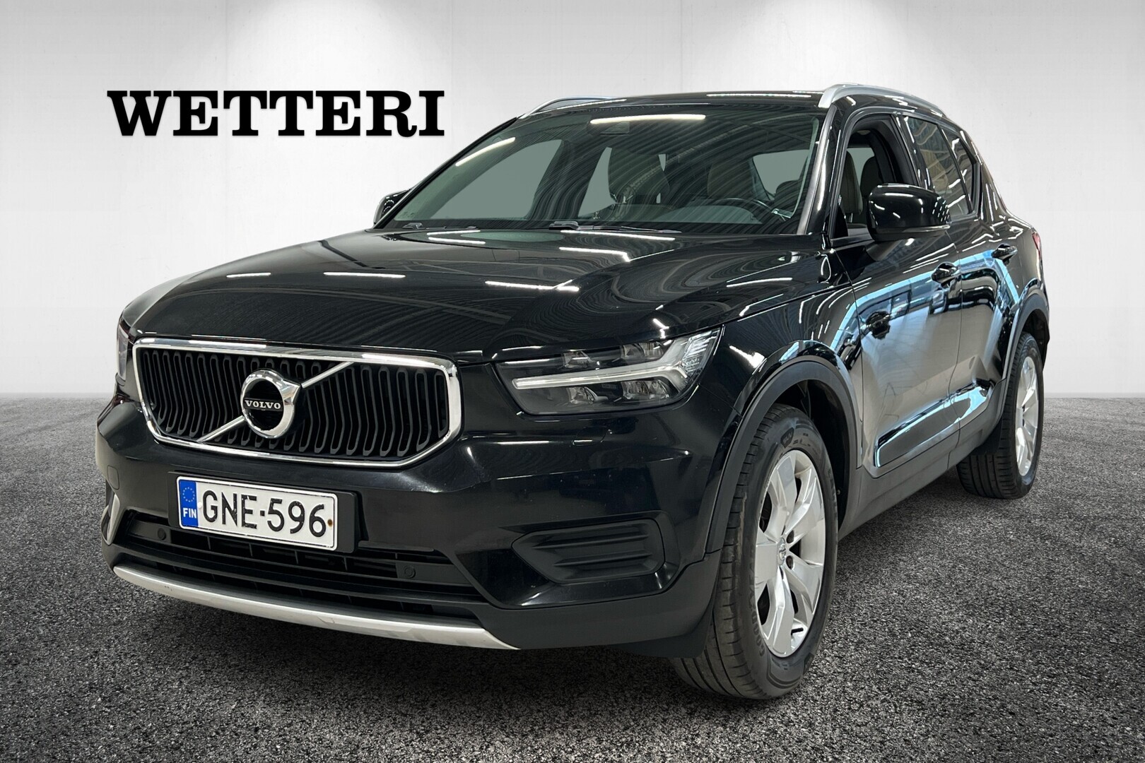 VOLVO XC40 D3 Business aut / Webasto / Vaalea sisusta / P-Tutka / Suomi-Auto / - / Webasto / Sähkökontti / P-Tutka / Vaalea sisusta / KeylessGo /