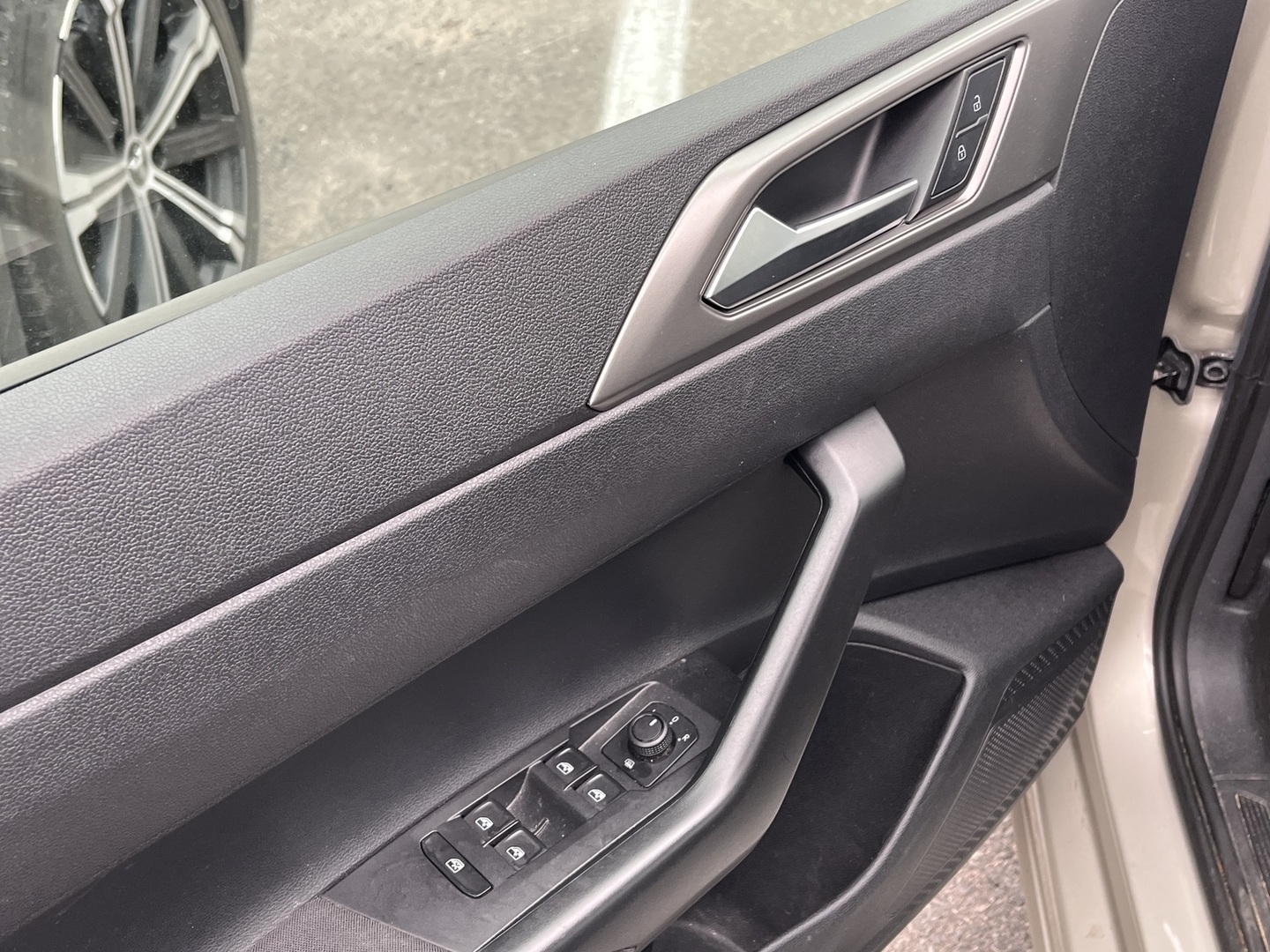 Volkswagen Polo 2019, kuva 6/7