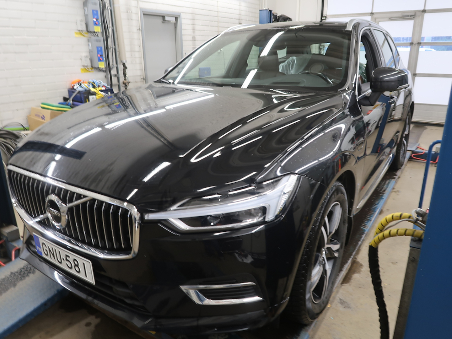 VOLVO XC60 T8 TwE AWD Inscription aut - **Tulossa varastoon / Super varusteilla / Volvo Selekt takuu**