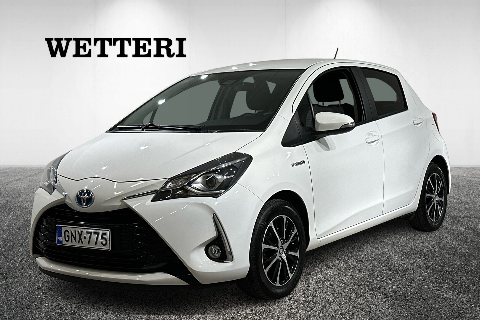 TOYOTA Yaris 1,5 Hybrid Active 5ov - ** Bluetooth / Moottorinlämmitin / Peruutuskamera / Vakkari **  