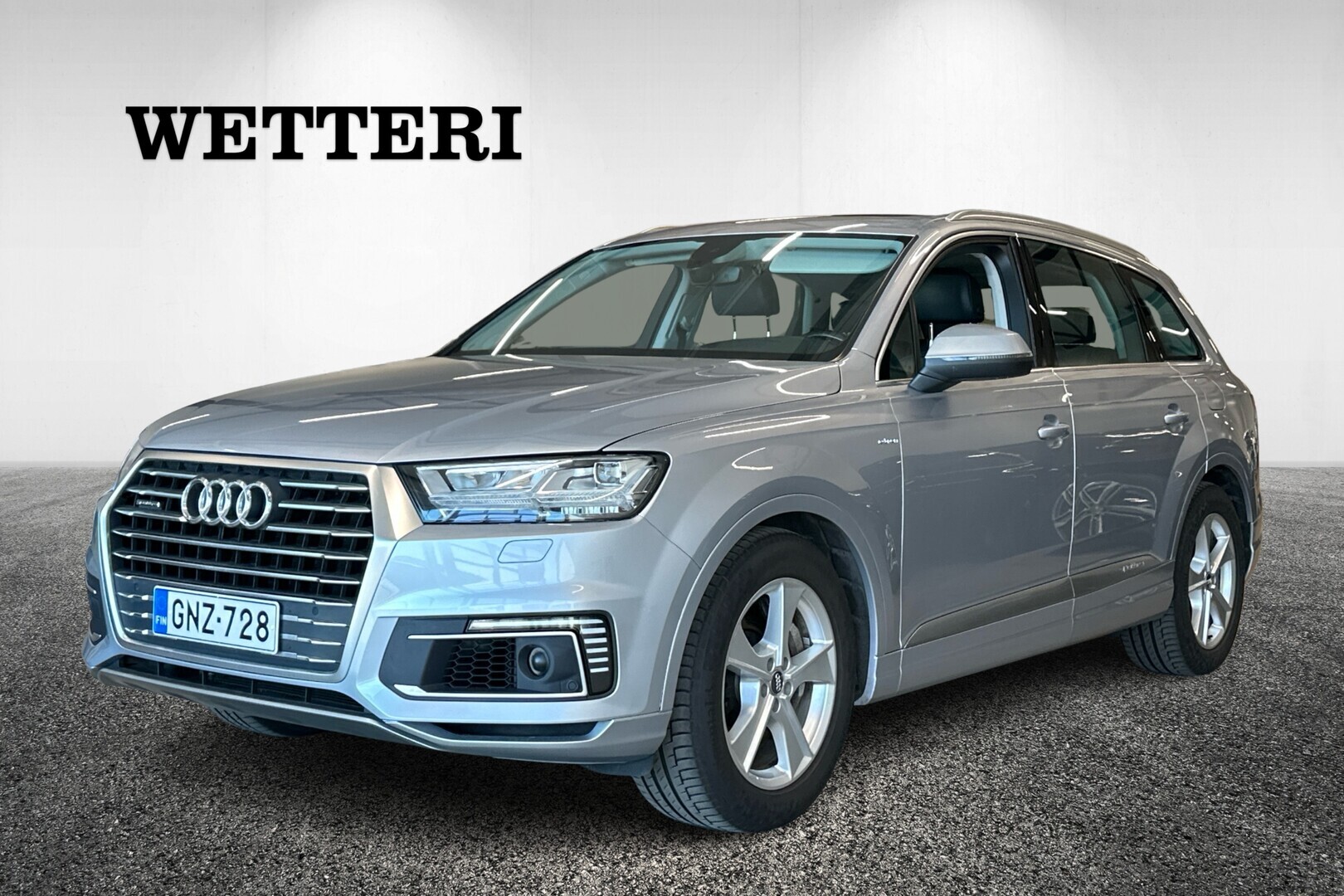 AUDI Q7 Business 3,0 V6 TDI e-tron quattro tiptronic / Sähk.Vetokoukku / P.kamera / BOSE / ACC / Navigointi / Panoraama / Nahkaverhoilu / Sähk. Etuistuimet - Sähk.Vetokoukku / P.kamera / BOSE / ACC / Navigointi / Panoraama / Nahkaverhoilu / Sähk. Etuistuimet