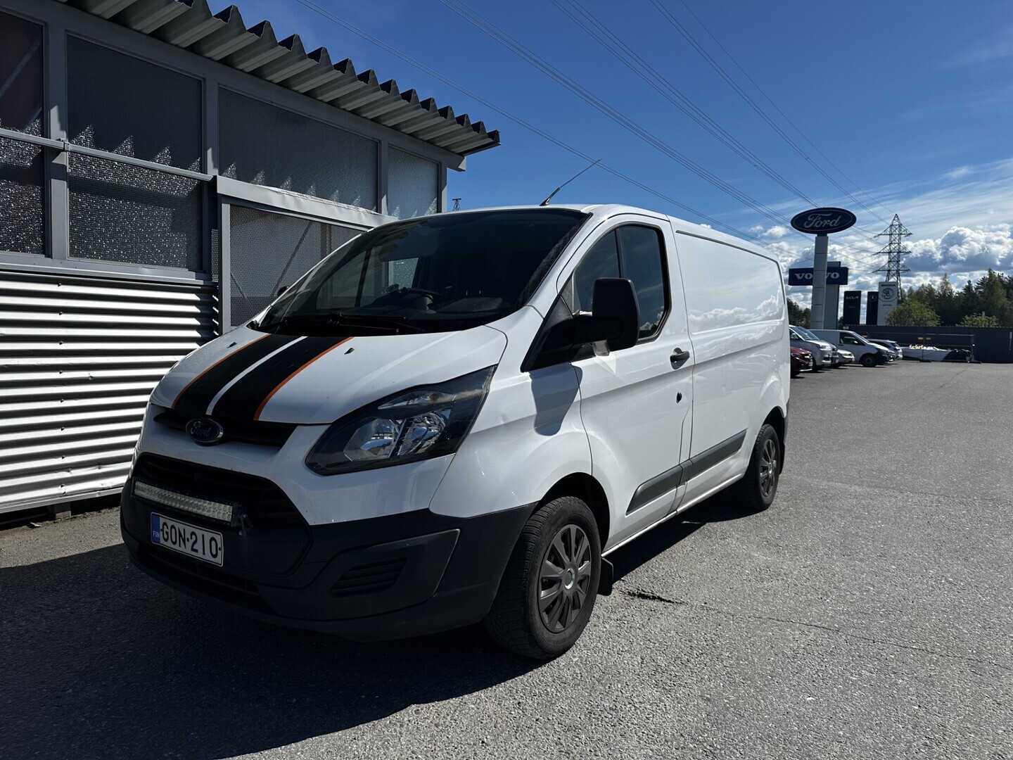 FORD Transit Custom 310 2,2TDCi 100 hv M6 ECOnetic Van N1 L1H1 FWD - ** Webasto / Vetokoukku / Juuri tullut! **