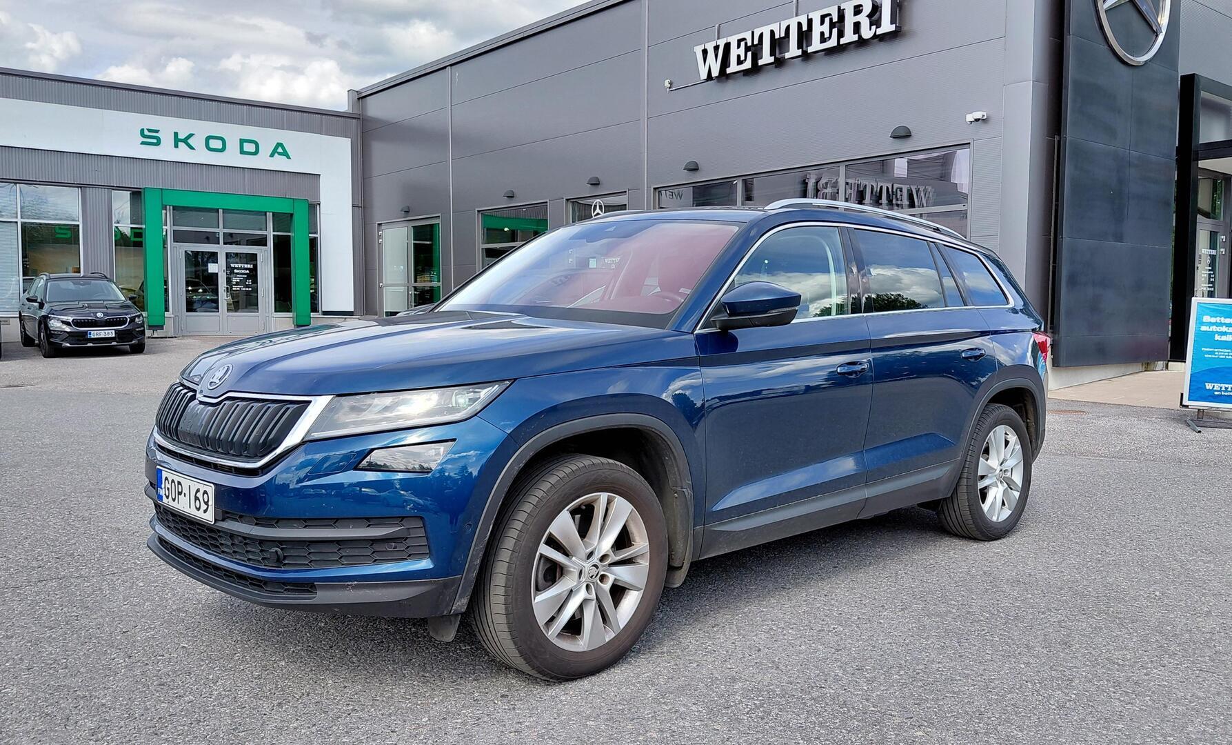 SKODA Kodiaq 2,0 TSI 4x4 Style BusinessLine DSG Autom. - Polttoainetoiminen lisälämmitin / Vetokoukku / Adaptive Cruise / Area View 360 / KeyLess Go