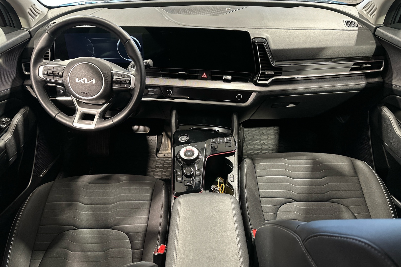 Kia Sportage 2023, photo 7/30