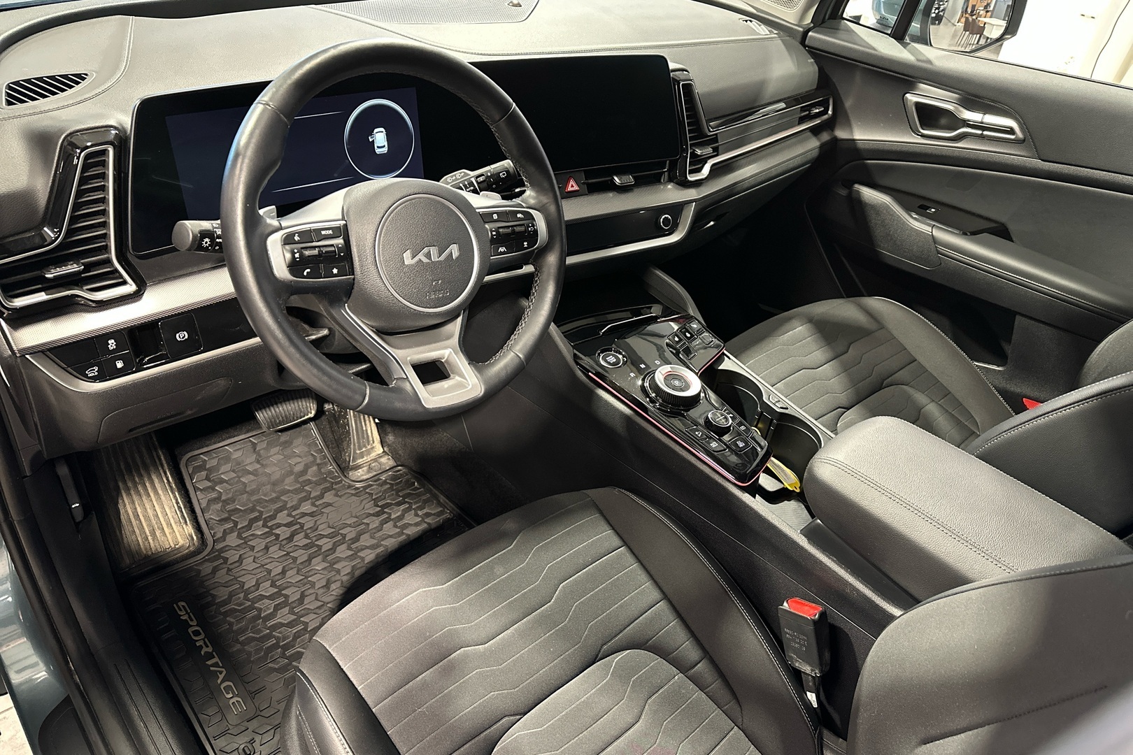 Kia Sportage 2023, photo 6/30