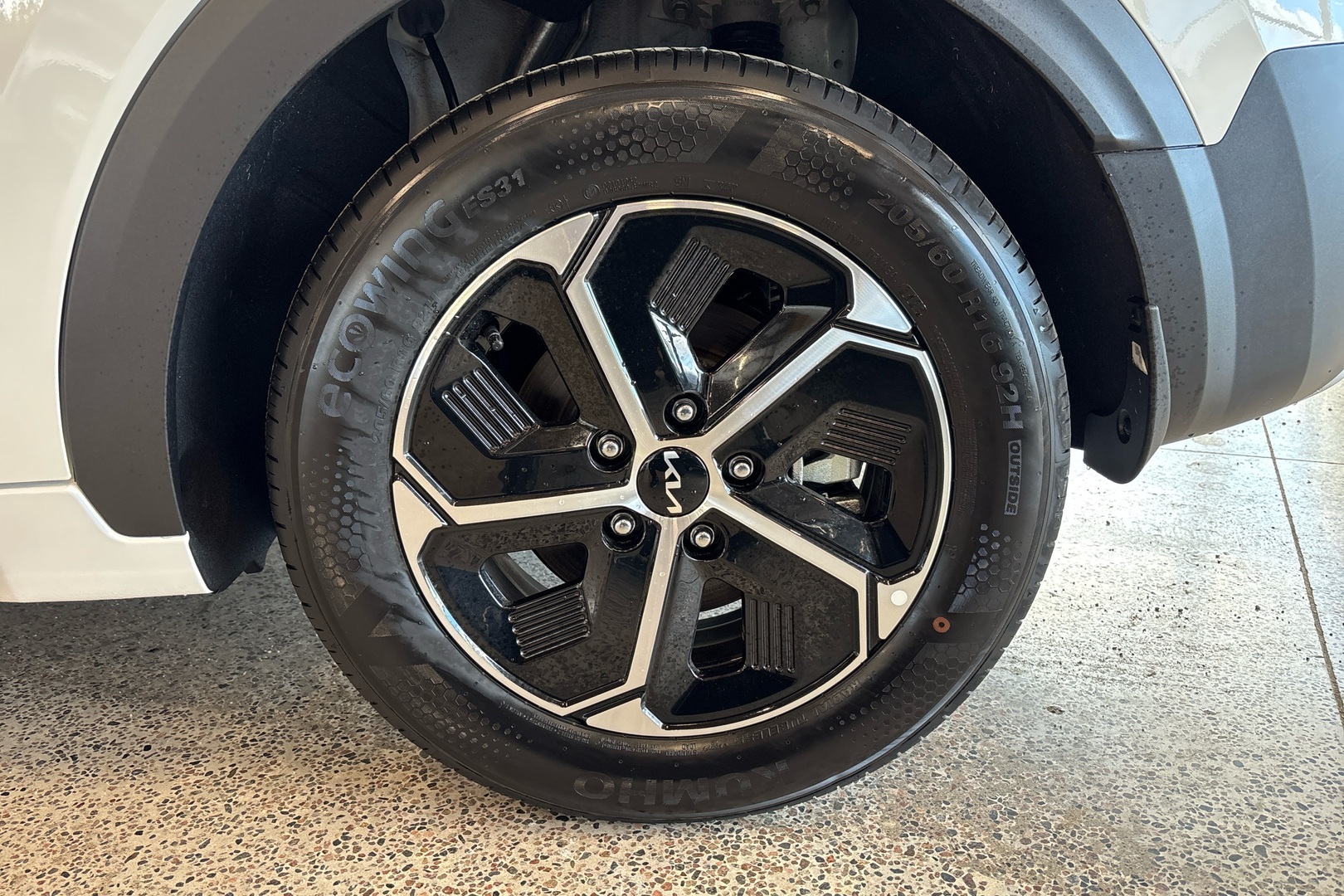 Kia Niro 1,6 GDI Hybrid LX DCT LED 2026, kuva 6/20