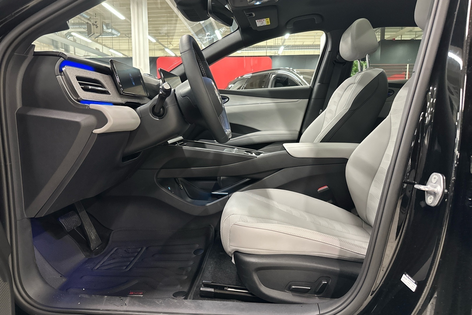BYD Seal 6 DM-i Touring Comfort Light 2025, kuva 6/23