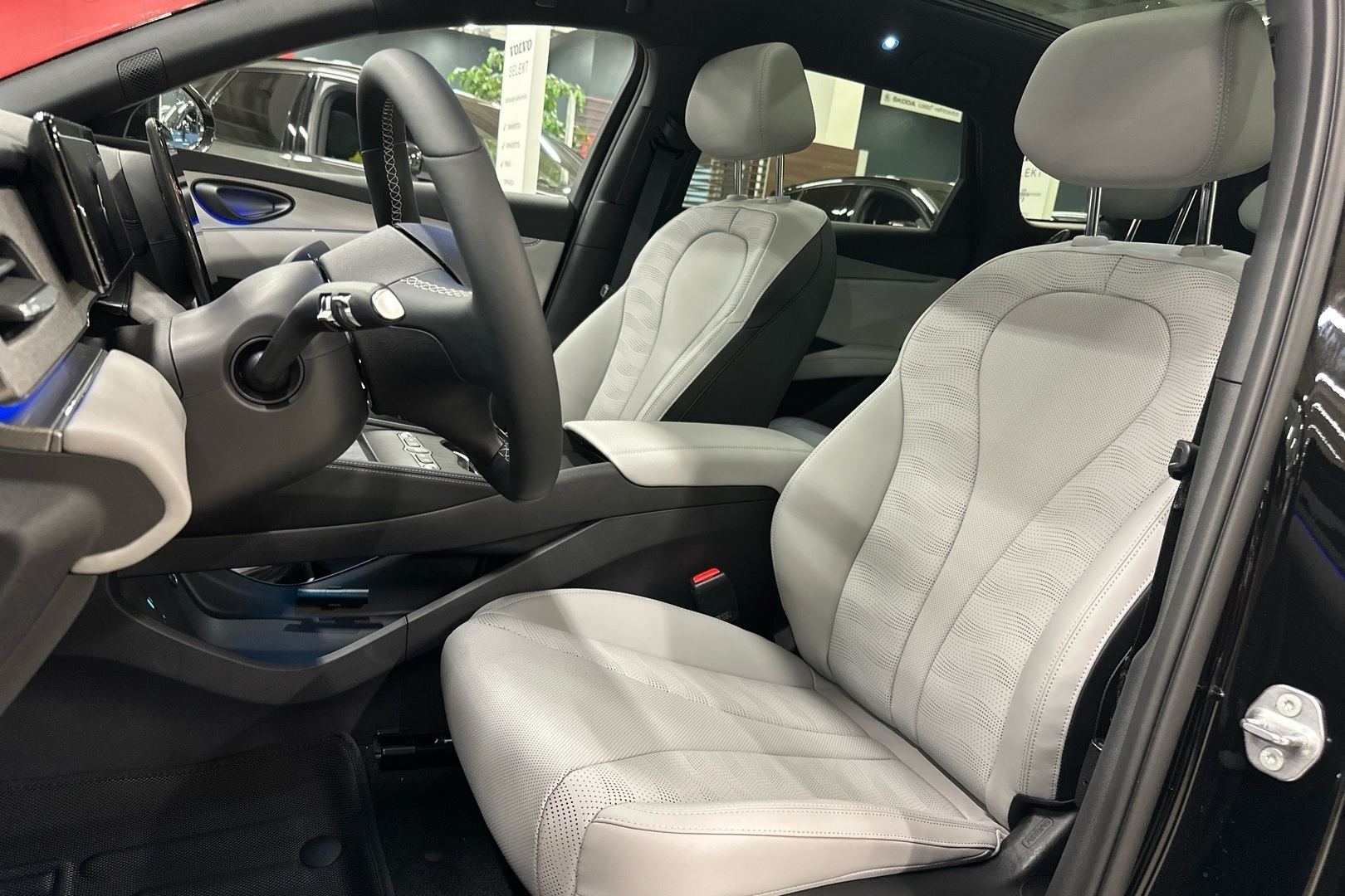 BYD Seal 6 DM-i Touring Comfort Light 2025, kuva 7/23