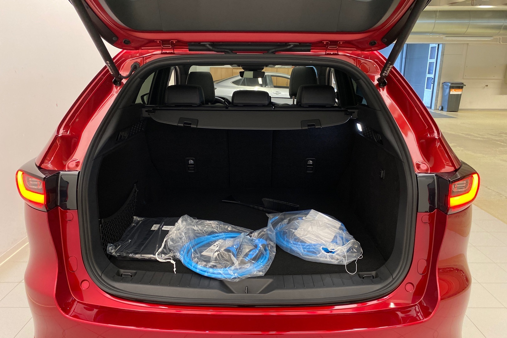 Mazda CX-60 2.5 PHEV 8AT Homura Plus 2026, kuva 6/33