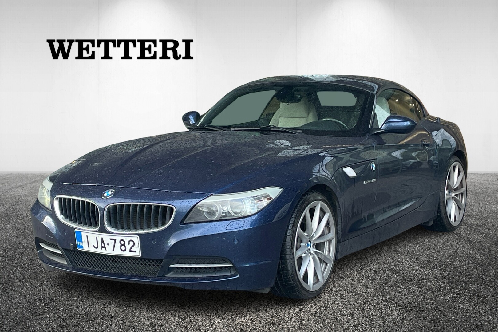 BMW Z4 E89 Roadster sDRIVE 23i // Sähköpenkit / Hifit / Nappanahka / Urheiluistuimet / Suomi-auto //