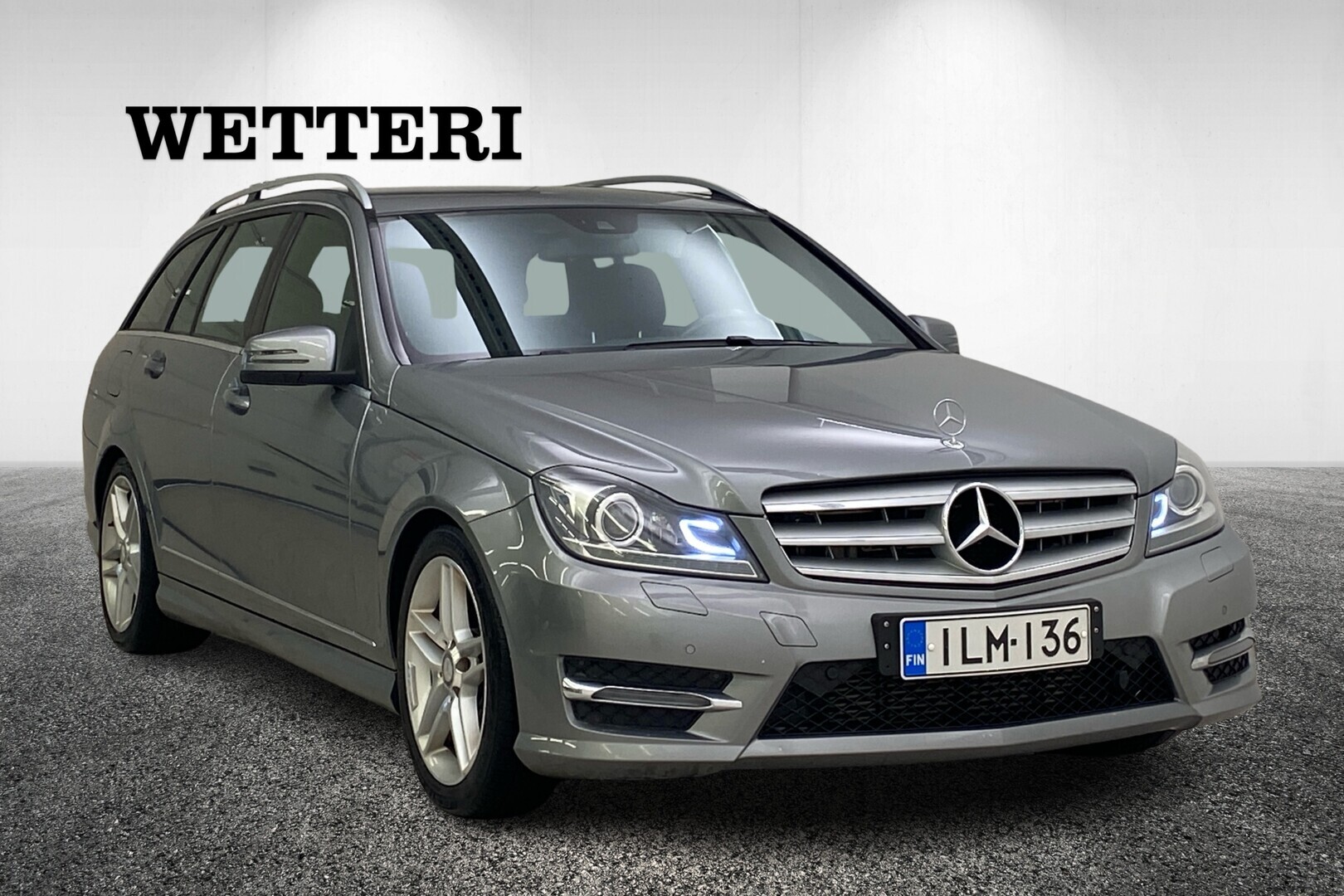 MERCEDES-BENZ C 220 CDI BE T 4Matic A Premium Business / AMG-paketti / Vetokoukku / Navi / Sähköpenkit