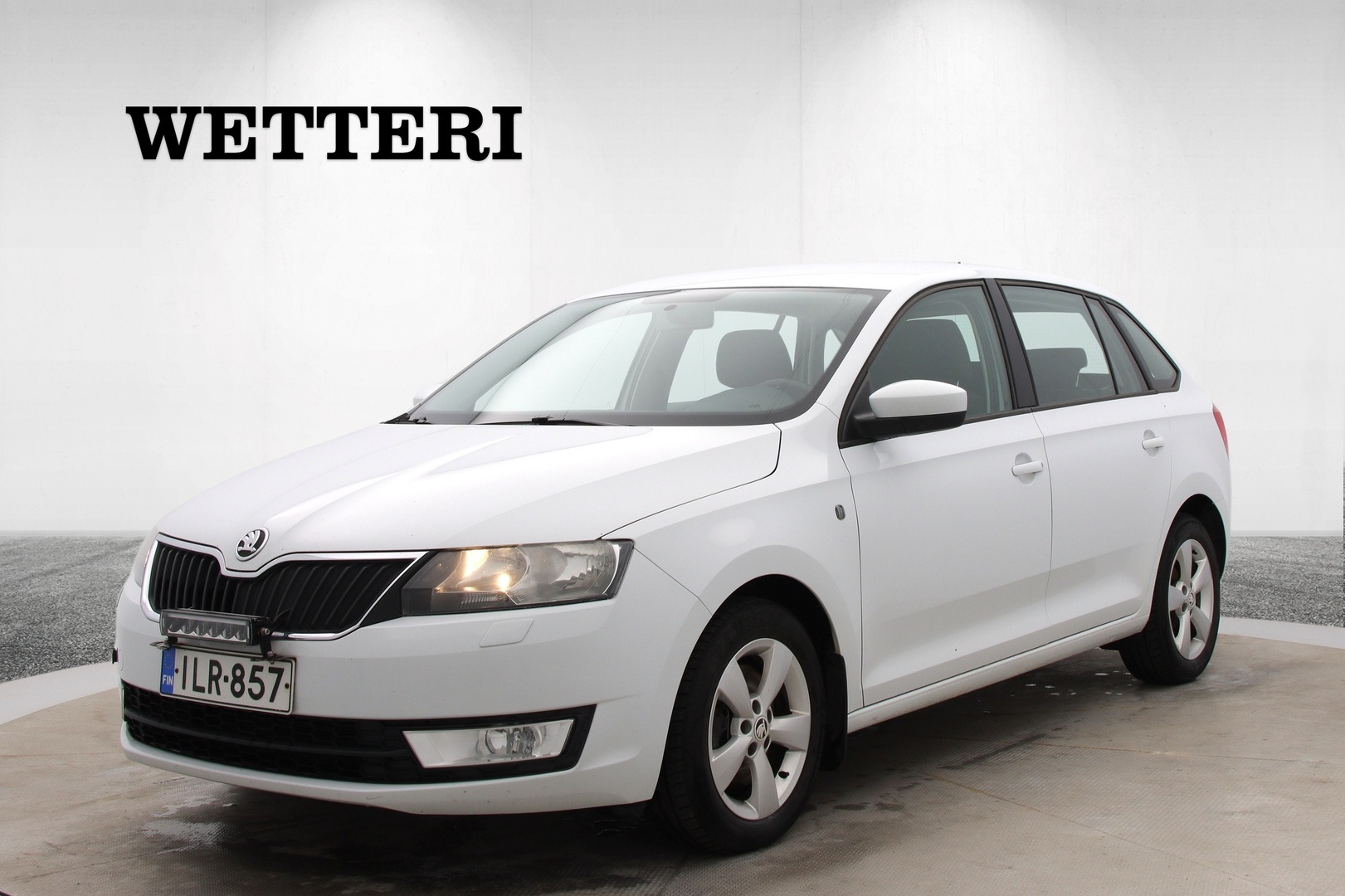 SKODA Rapid Spaceback 1,2 TSI 105 Ambition / Myydään huutokaupassa - MYYDÄÄN HUUTOKAUPAT.COMISSA. Kohdenumero: 6642440