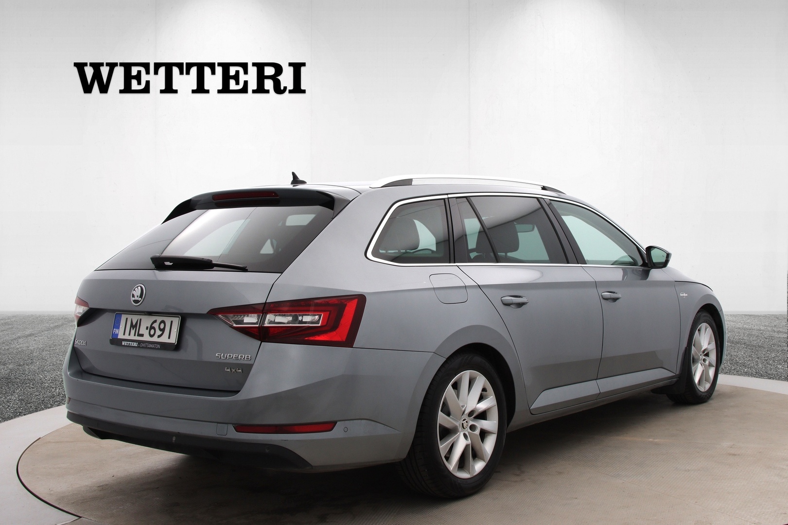 Skoda Superb 2016, photo 5/31
