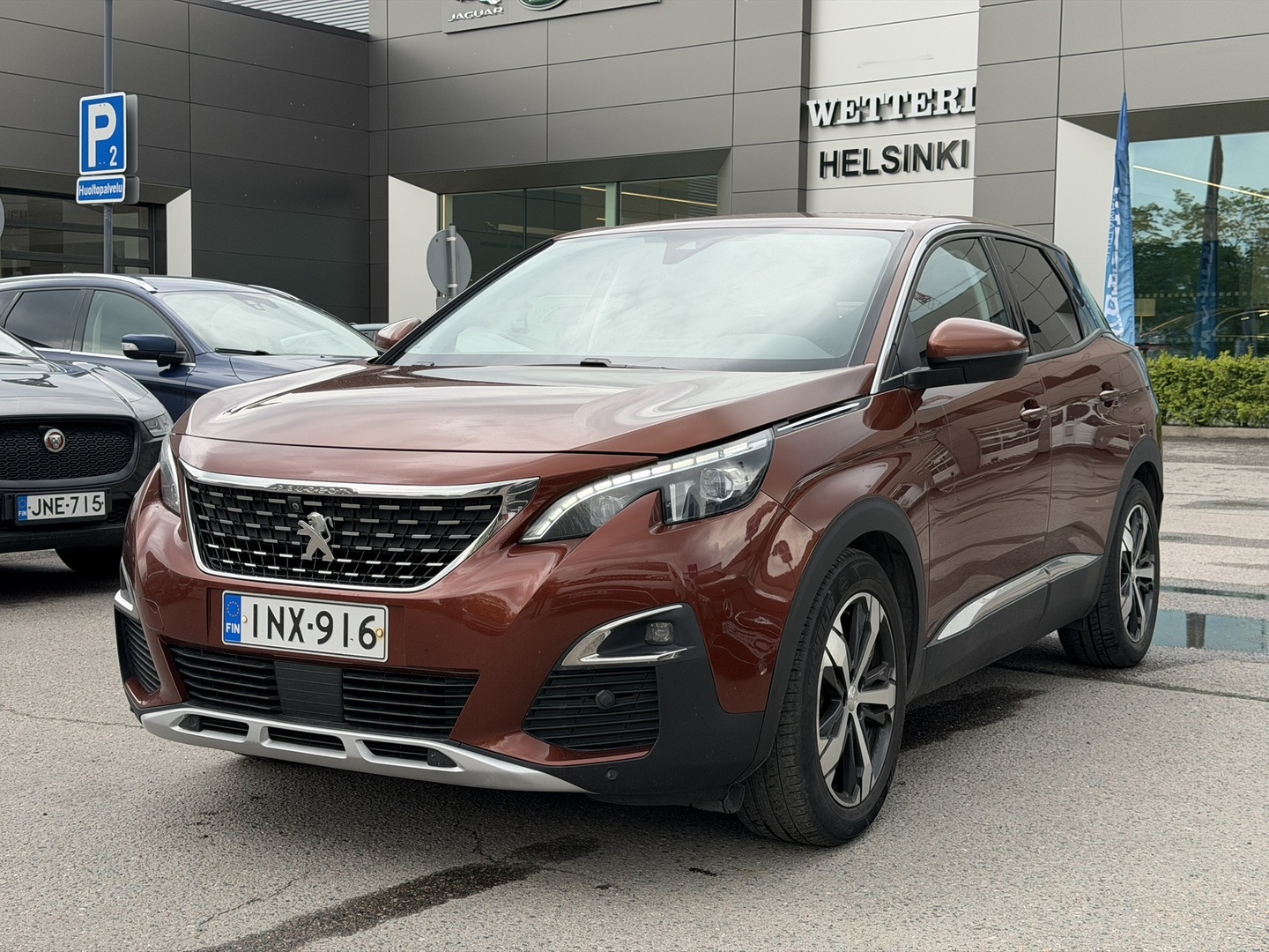 PEUGEOT 3008 Allure BlueHDi 120 Automaatti - Juuri huollettu ja katsastettu / Kamera / Lohkolämmitin / Tutkat / Navi / Kaistavahti / Vetokoukku