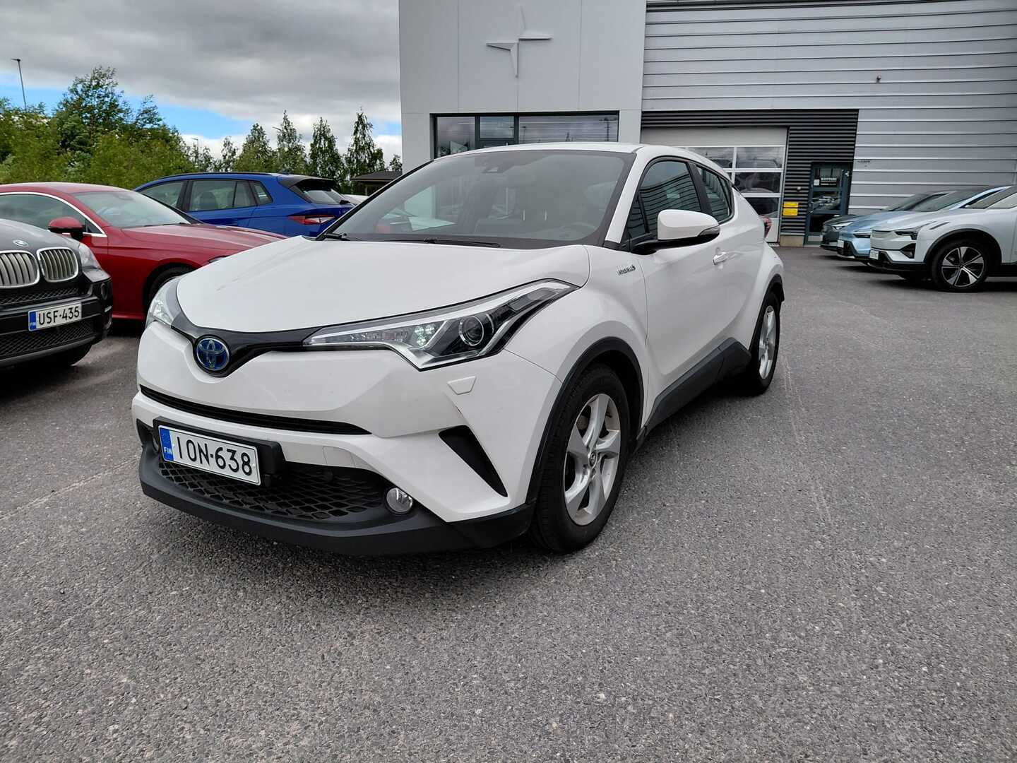 TOYOTA C-HR 1,8 Hybrid Active - ** Tulossa myyntiin / Kysy lisää myyjältä Aale.hintsala@wetteri.fi / 044 9025 622 myös whatsapp **