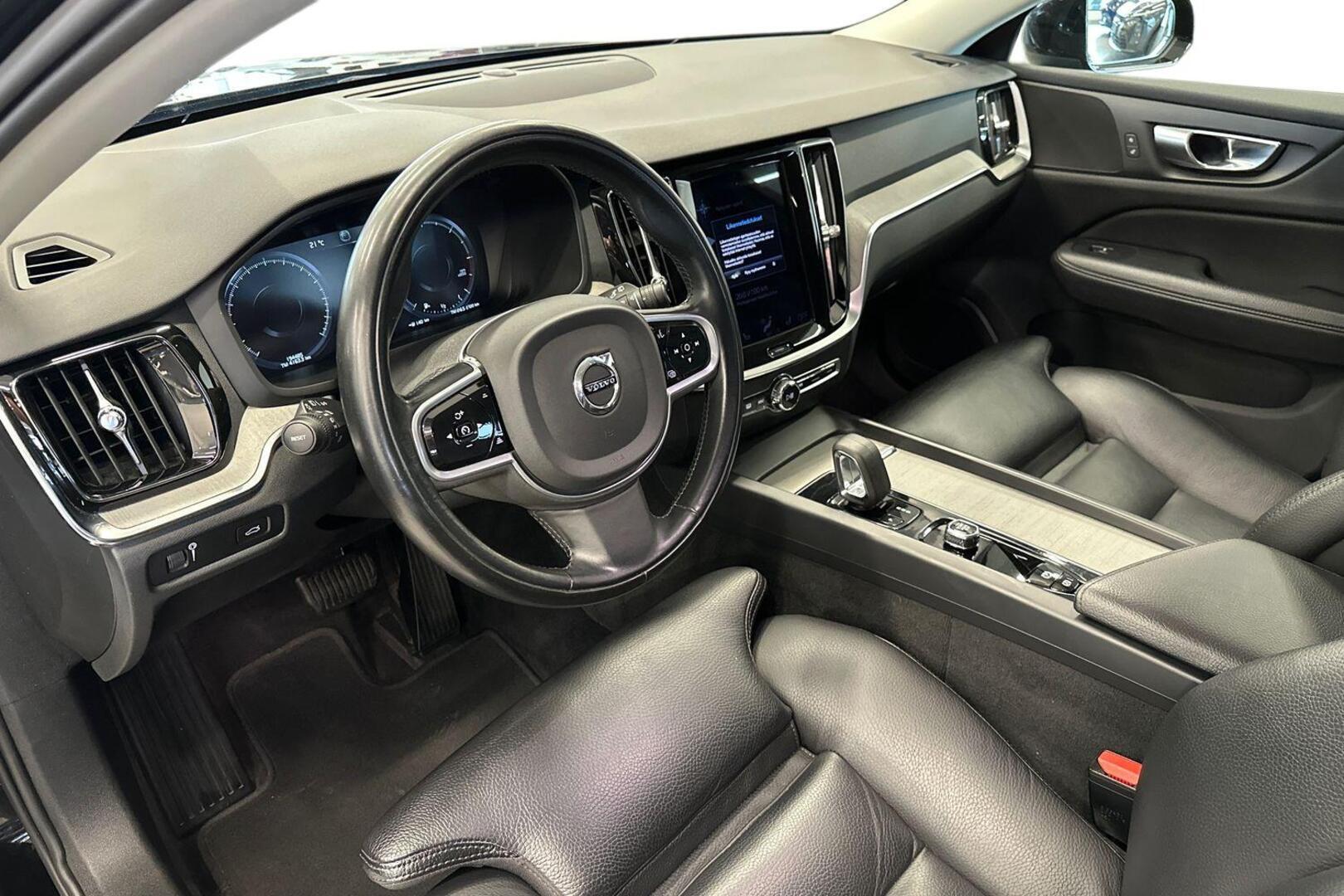Volvo V60 Cross Country 2022, kuva 6/21