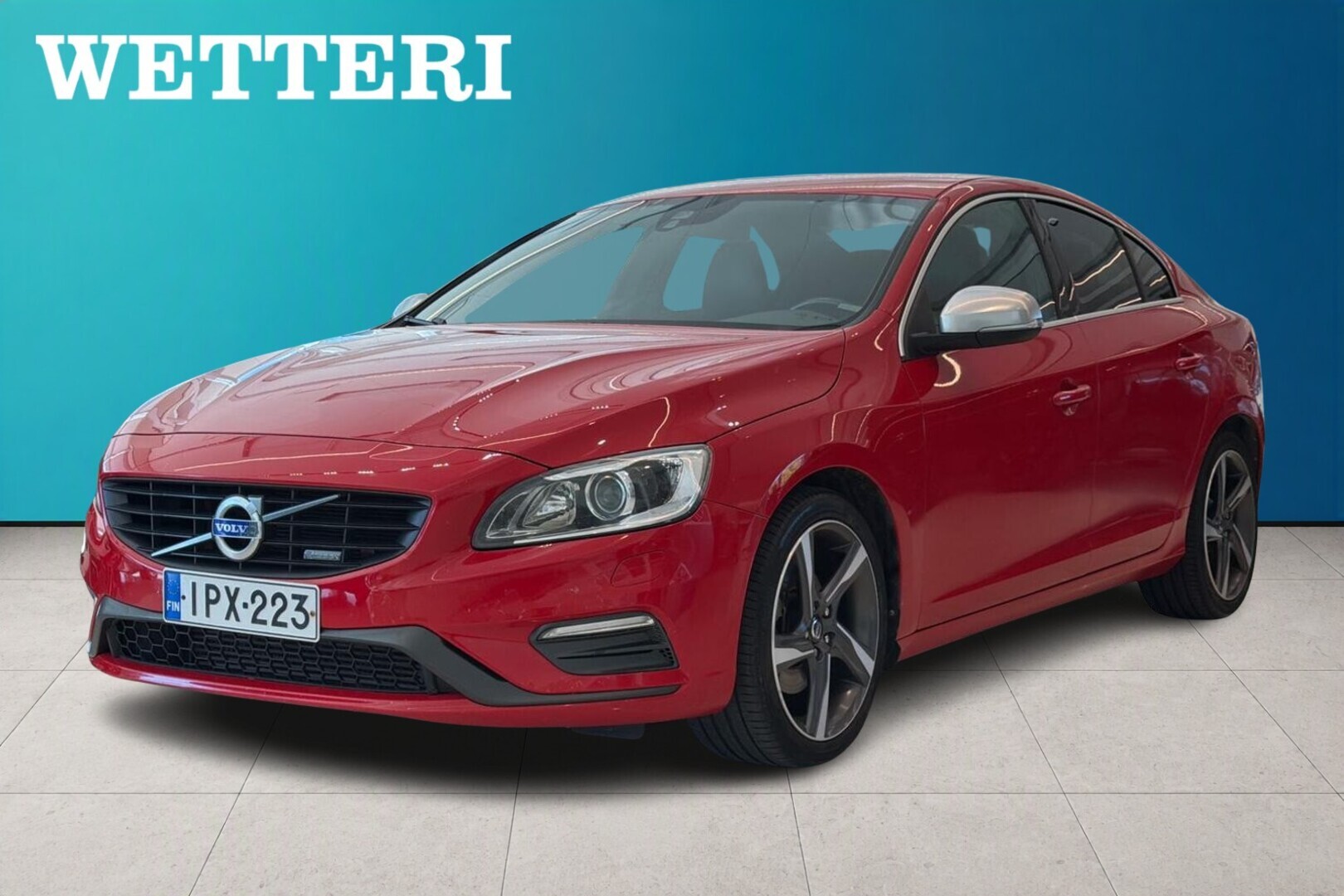 VOLVO S60 T3 R-Design - Webasto / Sporttipenkit / Xenon / 2 Renkaat aluvantein / Hyvä huoltohistoria / Hieno!