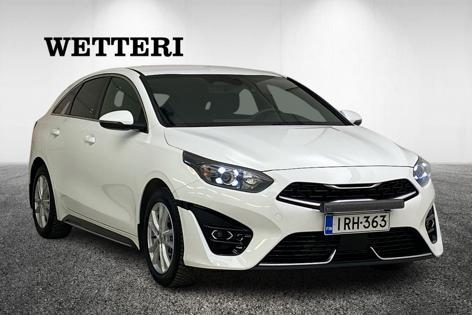 KIA ProCeed 1,5 T-GDI 140hv GT-Line DCT / 1-om. / Tehdastakuu / Defa-paketti / Ratin lämmitys / Navi / Kamera ja tutka / Muk.vakkari