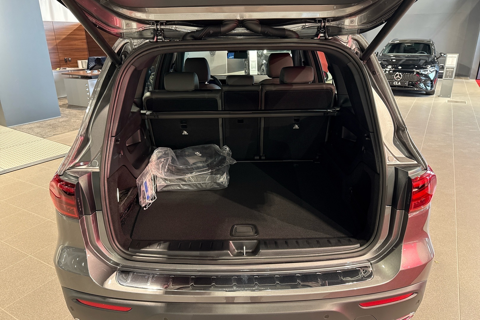 Mercedes-Benz EQB 2025, kuva 7/12