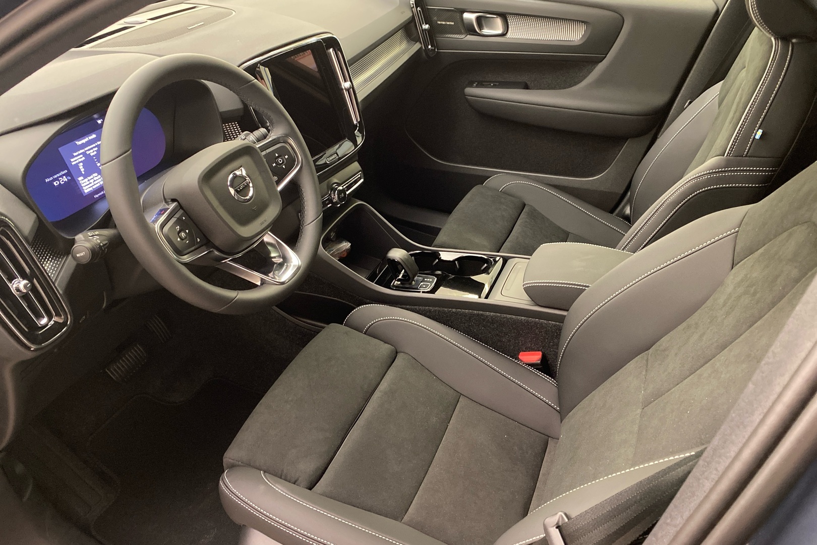 Volvo EX40 Twin Ultra 2027, kuva 6/18