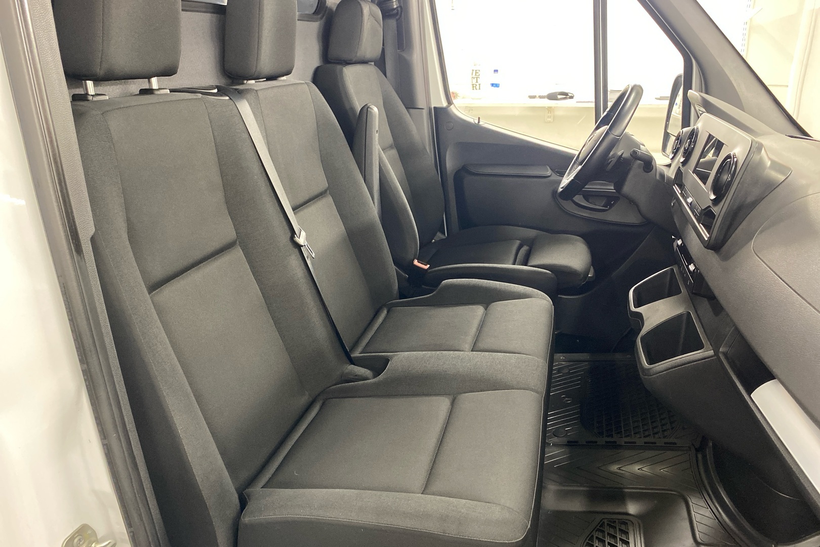 Mercedes-Benz Sprinter 2021, kuva 7/16