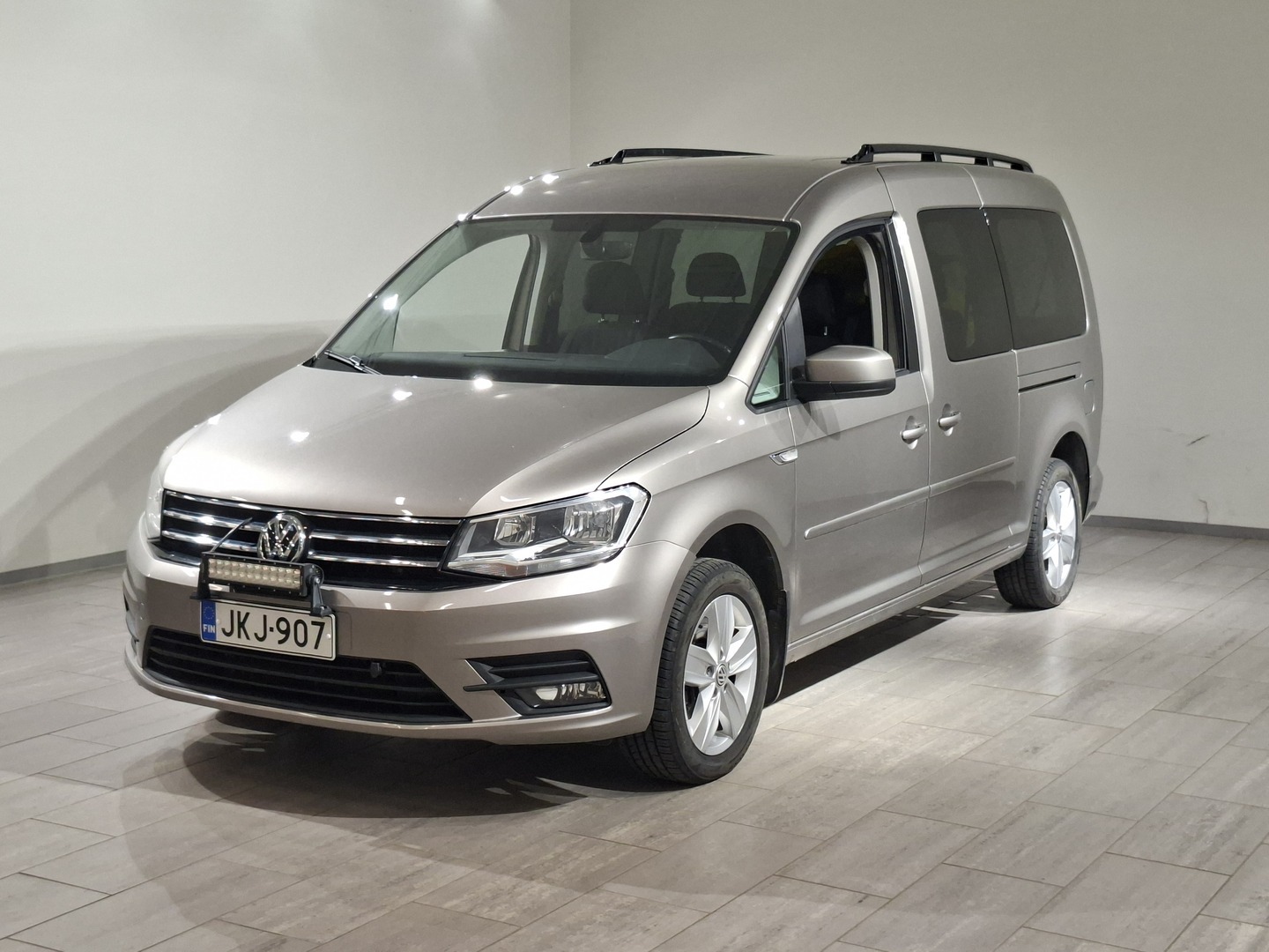 VOLKSWAGEN Caddy Maxi Comfortline 2,0 TDI 75kW DSG