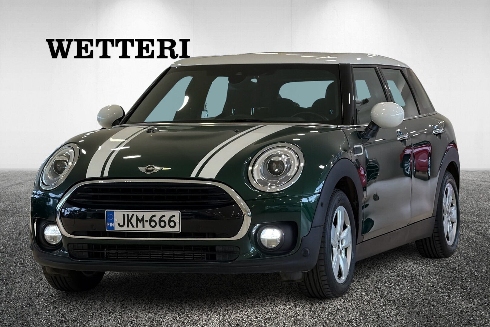 MINI Clubman Cooper A Business Plus - Aktiivinen vakionopeudensäädin / Head Up Display / Peruutuskamera / Comfort Access / Lämmitettävä tuulilasi / Suomi- auto / Urheiluistuimet