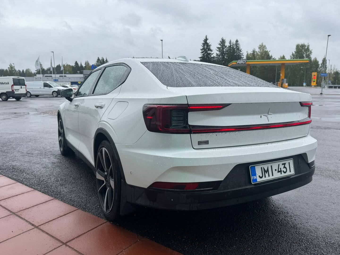 Polestar 2 Launch Edition, 300kW, 78kWh 2022, photo 2/3