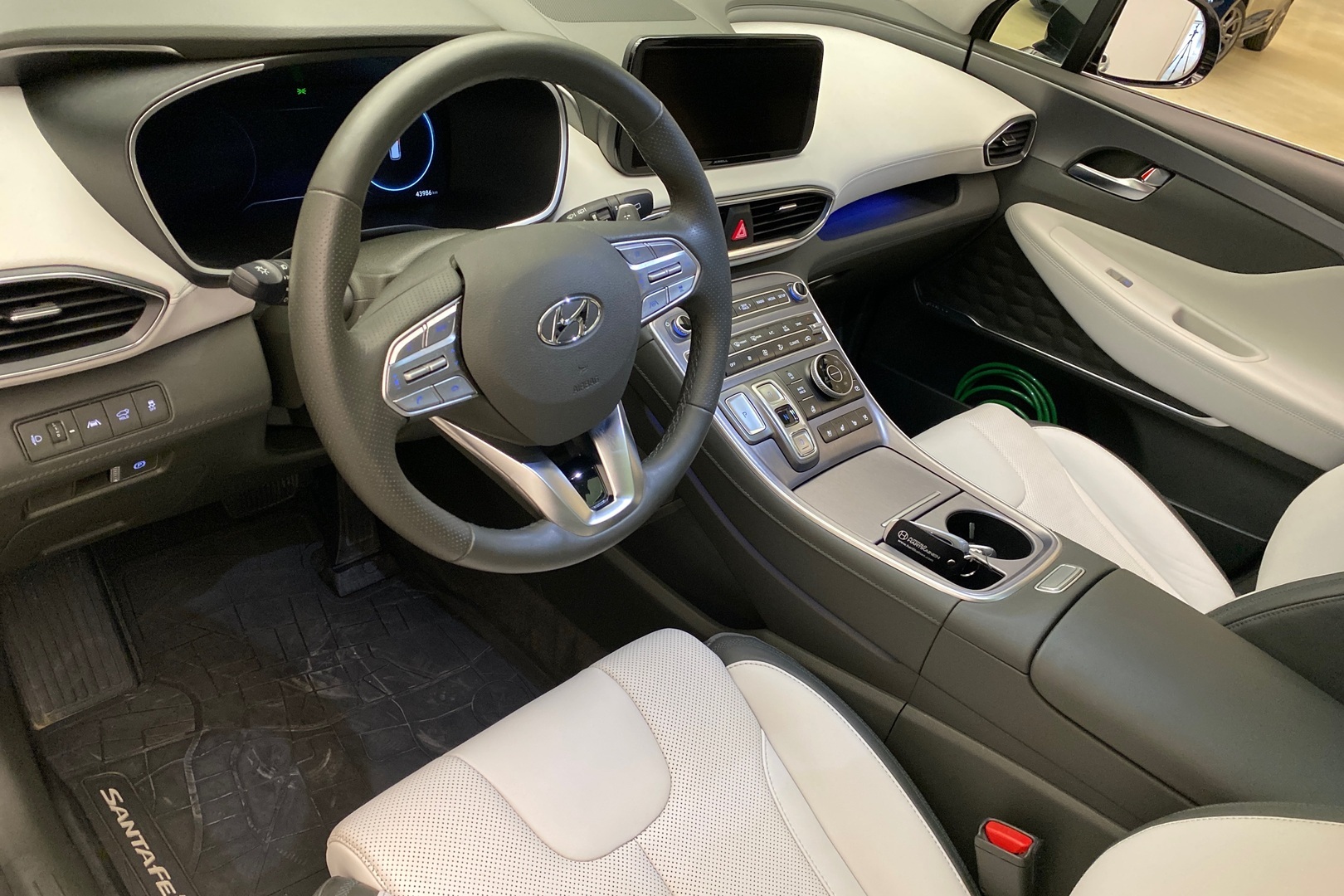 Hyundai Santa Fe 2022, kuva 7/31