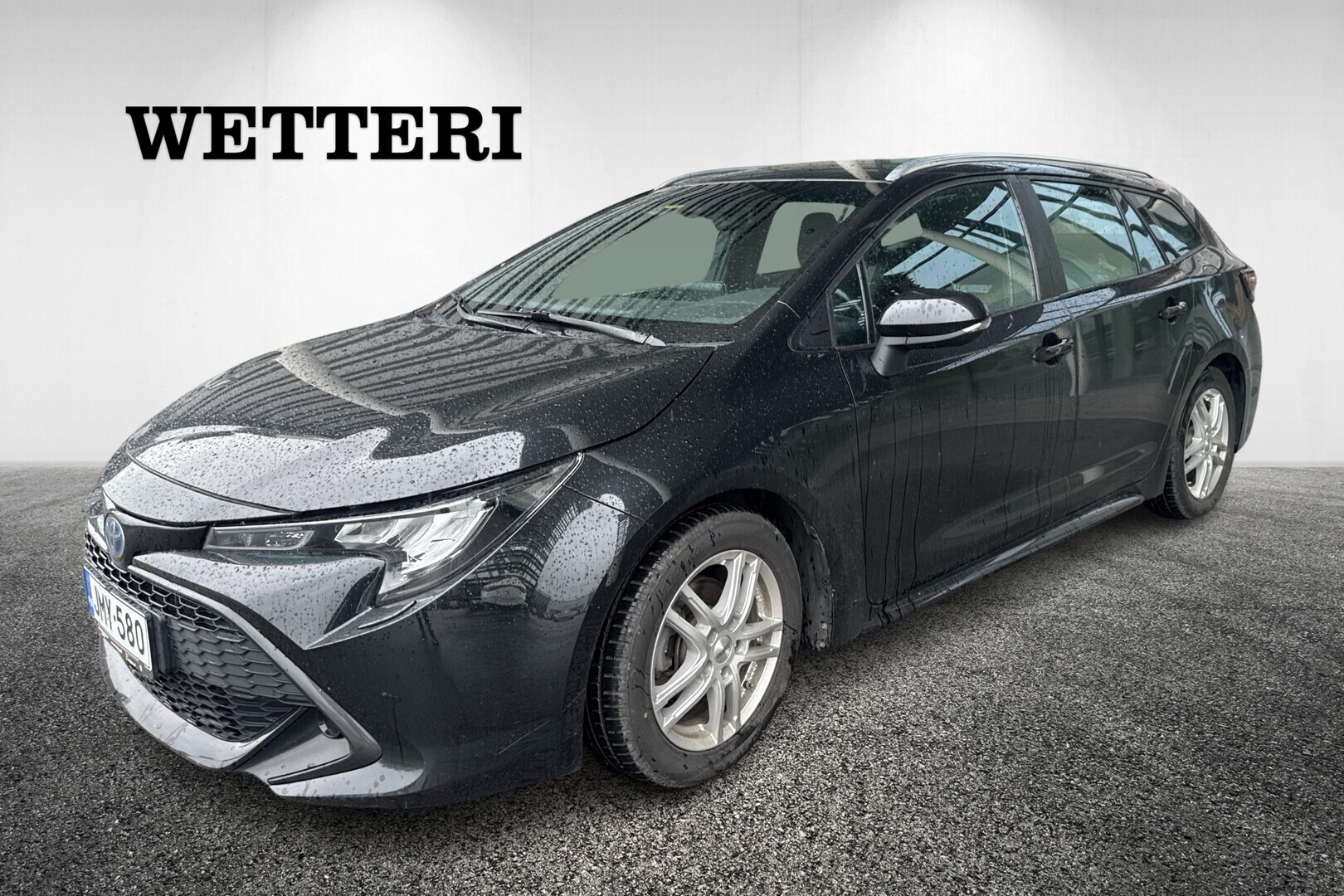 TOYOTA Corolla Touring Sports 1,8 Hybrid Active / Vetokoukku / Peruutuskamera / ACC / Moottorin ja sisätilanlämmitin / Automaatti-ilmastointi // - // Vetokoukku / Peruutuskamera / ACC / Moottorin ja sisätilanlämmitin / Automaatti-ilmastointi //