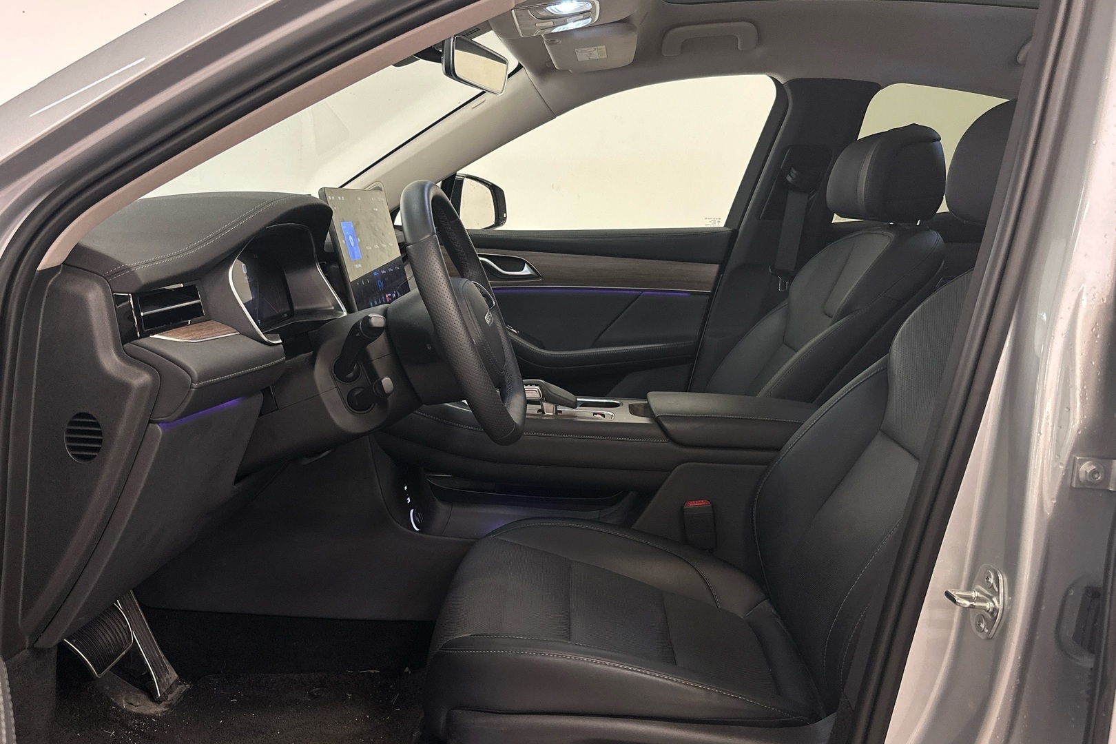 Seres 5 5 Luxury 2024, kuva 7/24