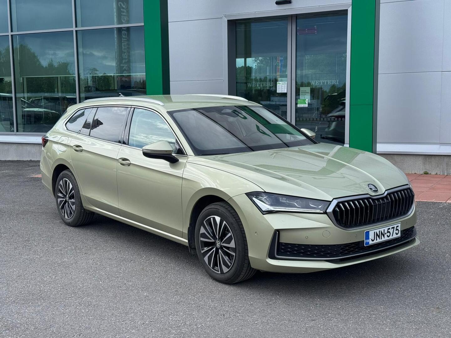 SKODA Superb Combi 2.0 TSI 265 4x4 Style DSG Autom. *Neliveto-bensa / SKODA Loisto / Huonon tien paketti / 17