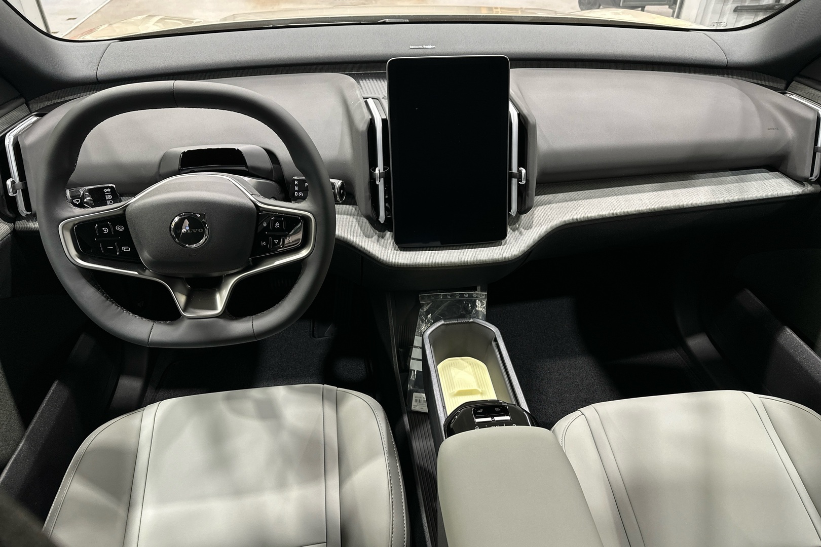 Volvo EX30 Single Extended Range Plus 2026, kuva 7/16