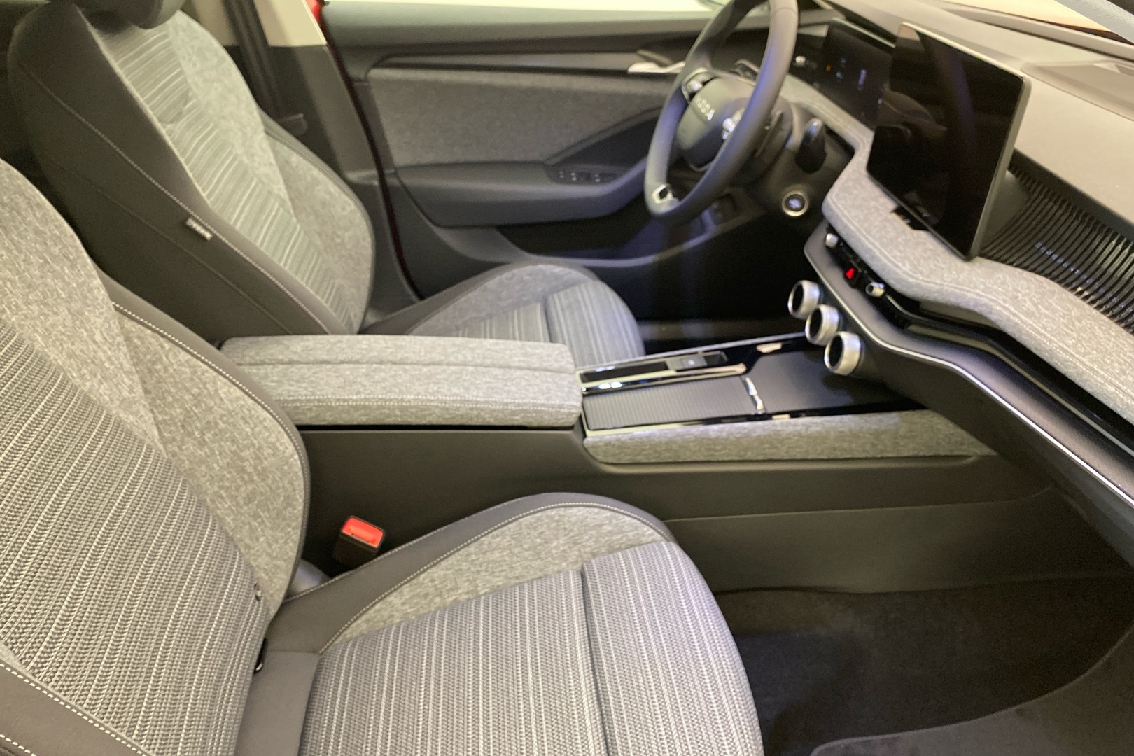 Skoda Superb 2026, kuva 6/18