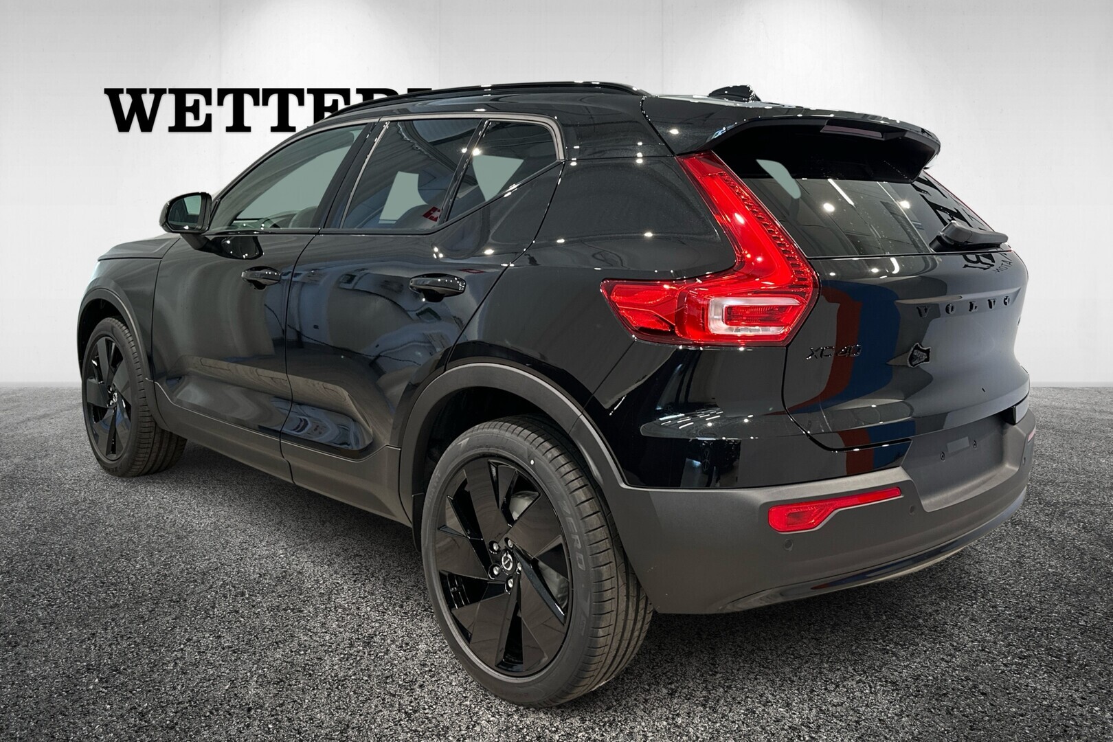Volvo XC40 B3 MHEV Black Edition 2027, photo 3/13