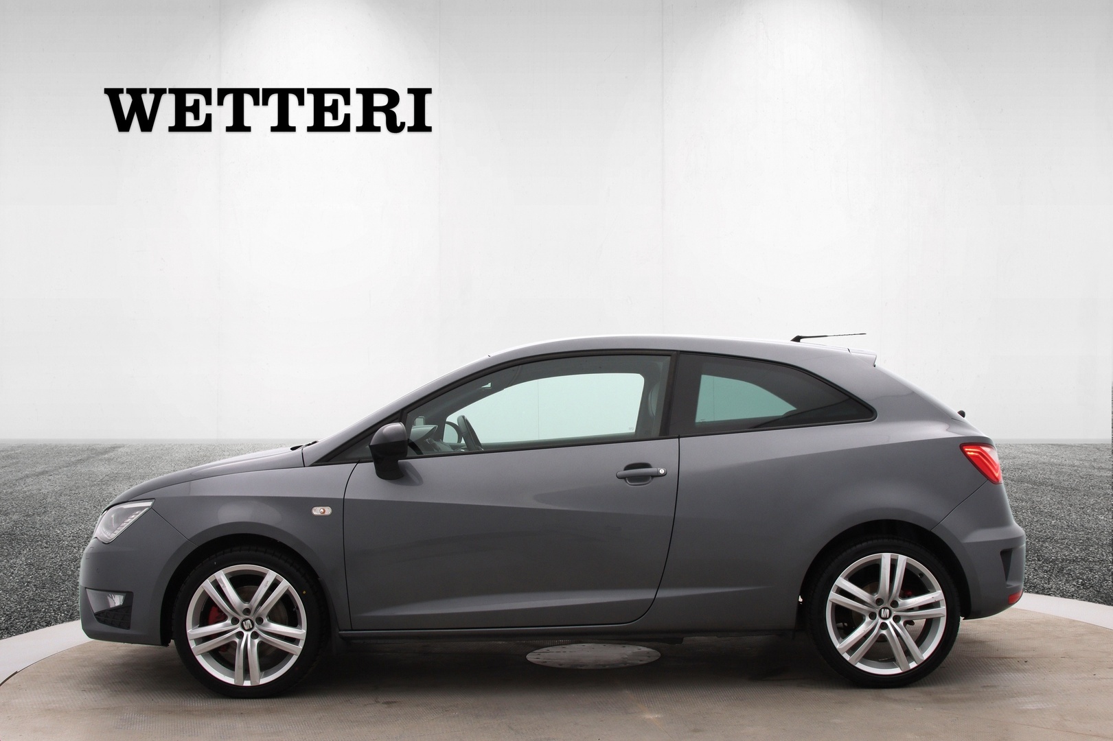 Seat Ibiza CUPRA 1,4 TSI 180hv DSG 2014, kuva 2/25