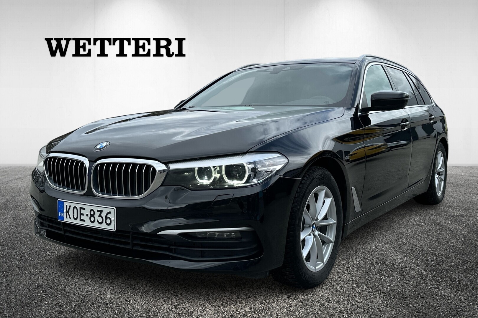 BMW 520 G31 Touring 520d A xDrive Business Comfort/Suomi-auto/Vetokoukku/M-sport ratti/Nahkapenkit/Peruutuskamera/ - Wetteri kuntotarkastettu/Viimeisin huolto tehty 162924 km kohdalla/Suomi-auto/Vetokoukku/M-sport ratti/Nahkapenkit/Peruutuskamera/