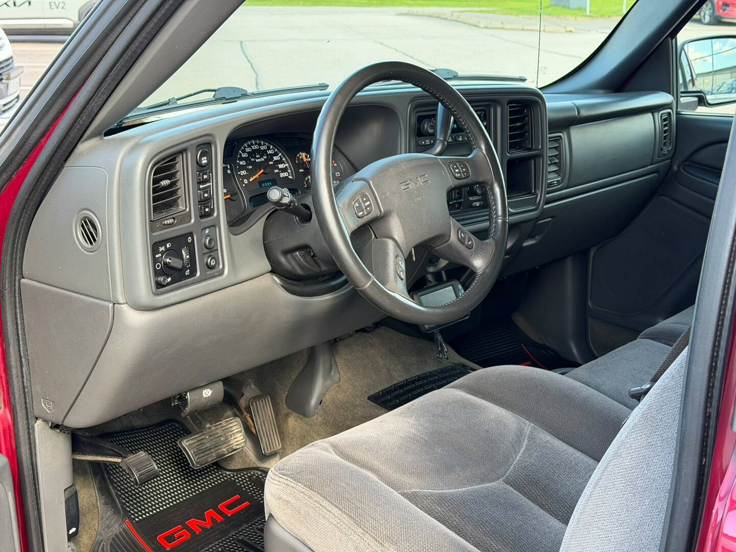 GMC Sierra 2005, kuva 7/26