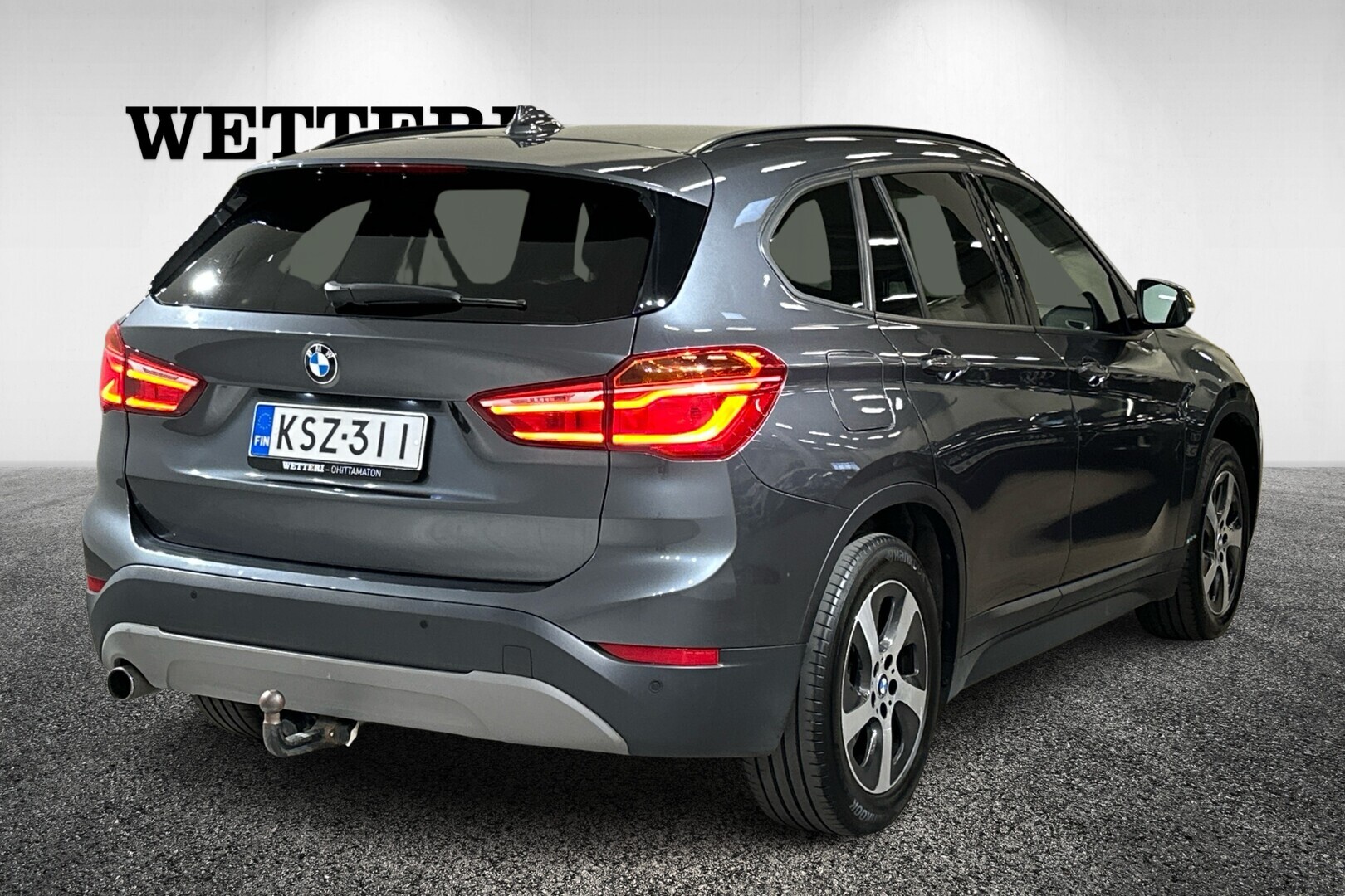 BMW X1 F48 xDrive18d A Business 2017, kuva 4/21
