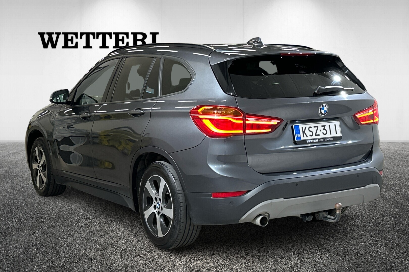 BMW X1 F48 xDrive18d A Business 2017, kuva 6/21